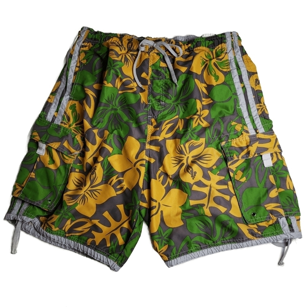 MAD IGUANA SPORTSWEAR Hawaiian print swim shorts